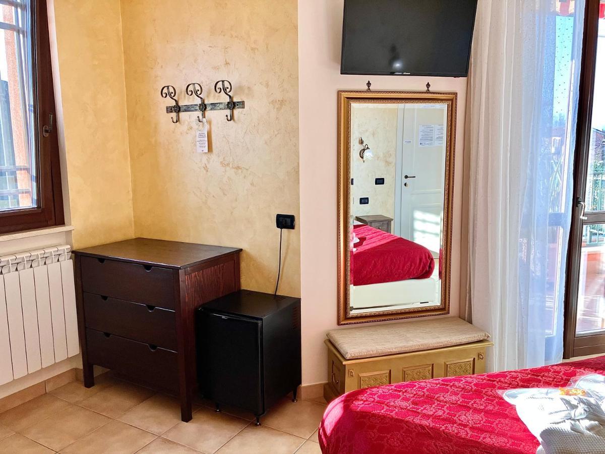 B&B Desenzano Paradise Десенцано дел Гарда Екстериор снимка