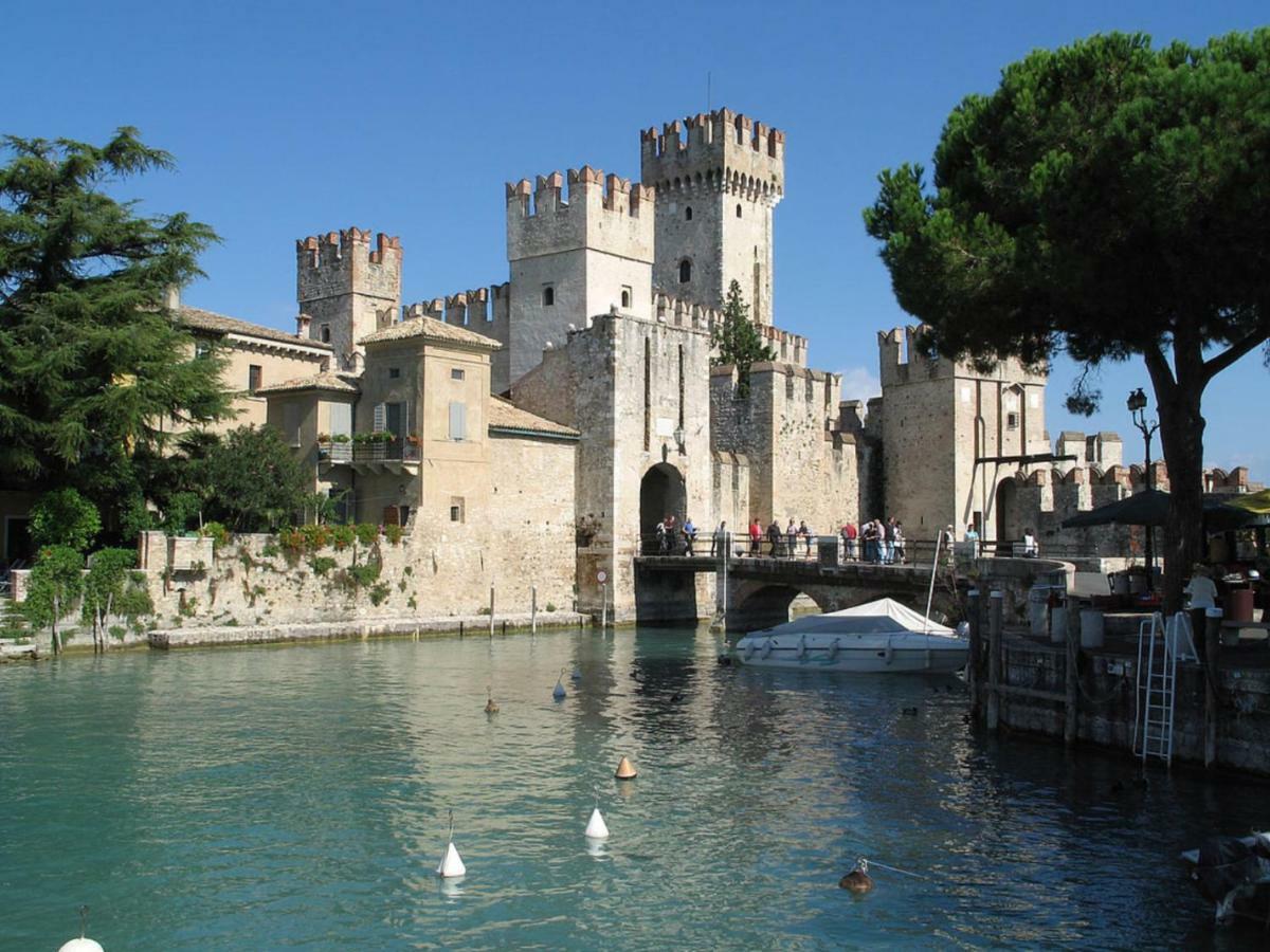B&B Desenzano Paradise Десенцано дел Гарда Екстериор снимка