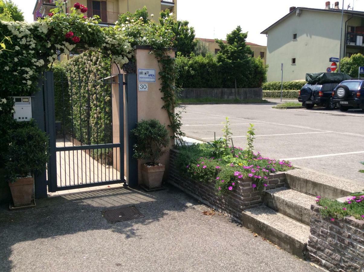 B&B Desenzano Paradise Десенцано дел Гарда Екстериор снимка